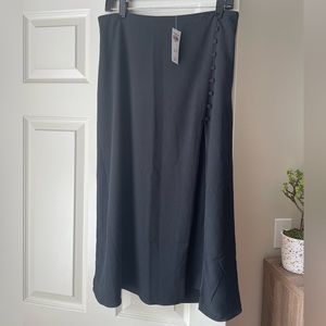 Abercrombie delicate button midi skirt